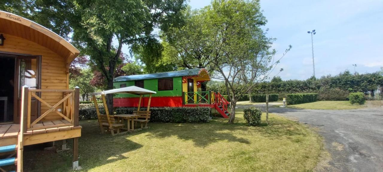 Camping De Rouergue Вильфранш-де-Руэрг Экстерьер фото